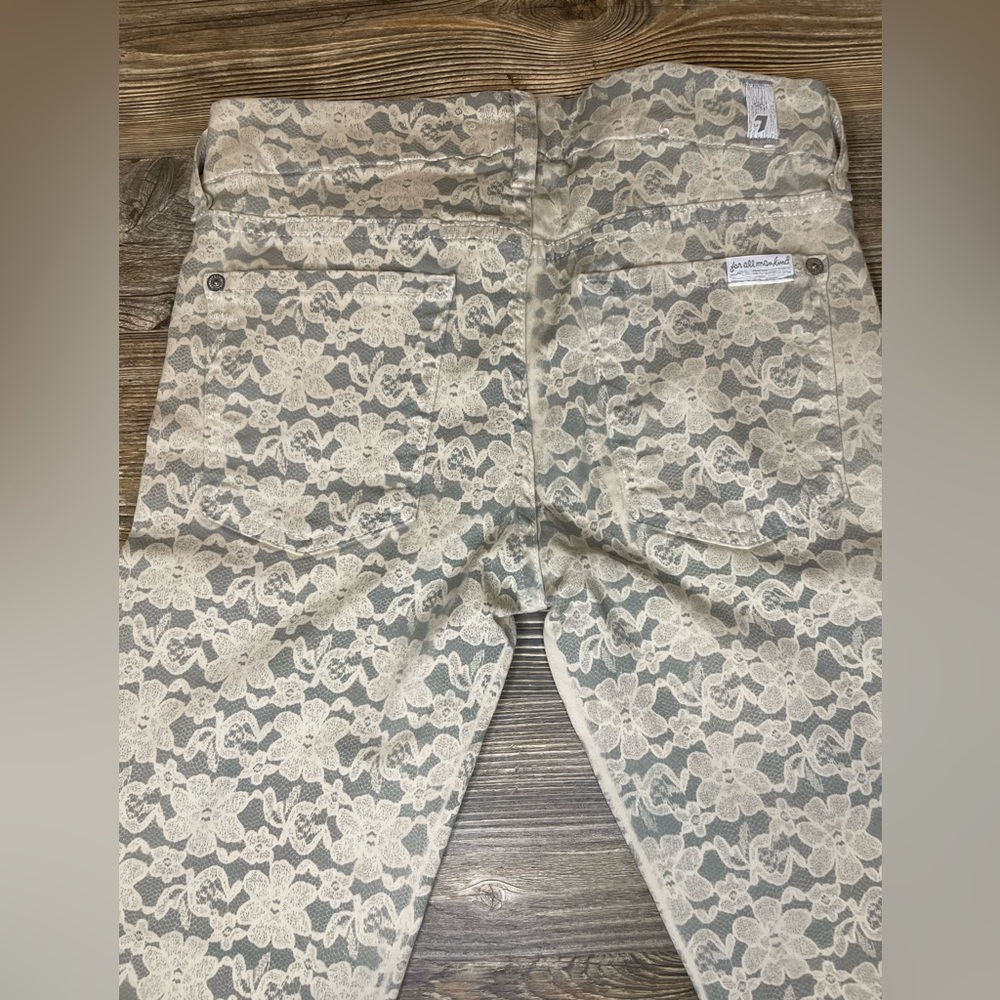 7 For All Mankind Pants Skinny leggings Size 26 low stretch floral EUC